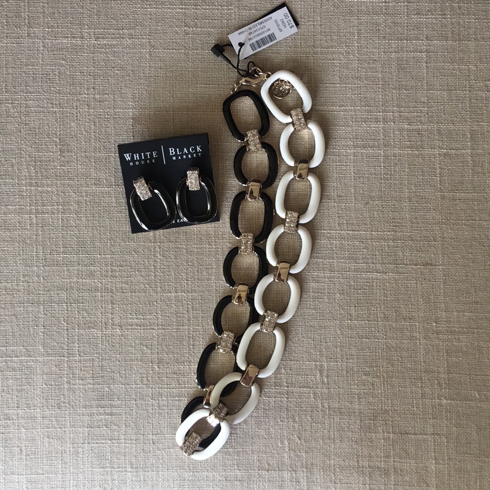 Reversible necklace and matching earring set